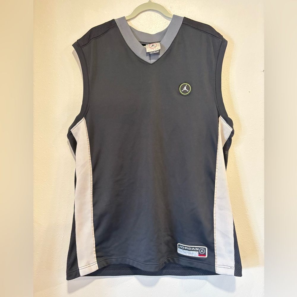 Vintage Jordan black Sleeveless Basketball Jersey 23 white side panels